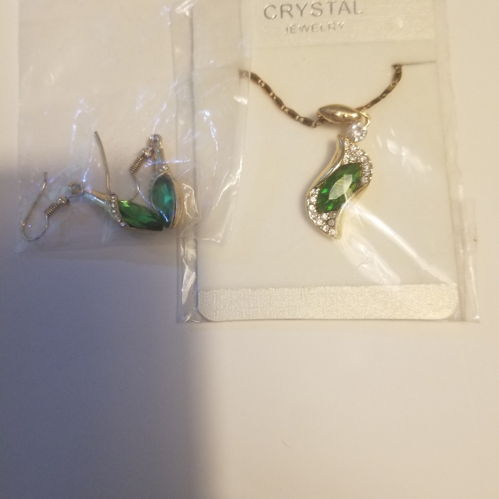 Birthstone Fashion Necklace & Matching Earrings.